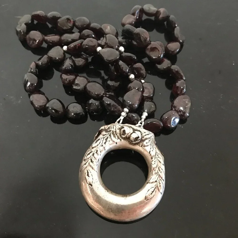 Antique Sterling Silver Tiffany 925 Pendant Necklace Circle Loop Garnet Gemstone - Picture 6 of 6